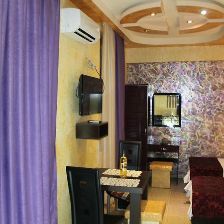 Planet Hotel Jerevan Buitenkant foto