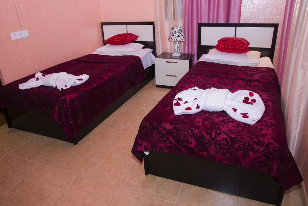 Planet Hotel Jerevan Kamer foto