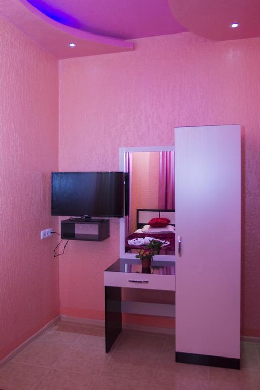 Planet Hotel Jerevan Kamer foto