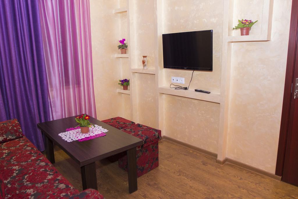 Planet Hotel Jerevan Kamer foto