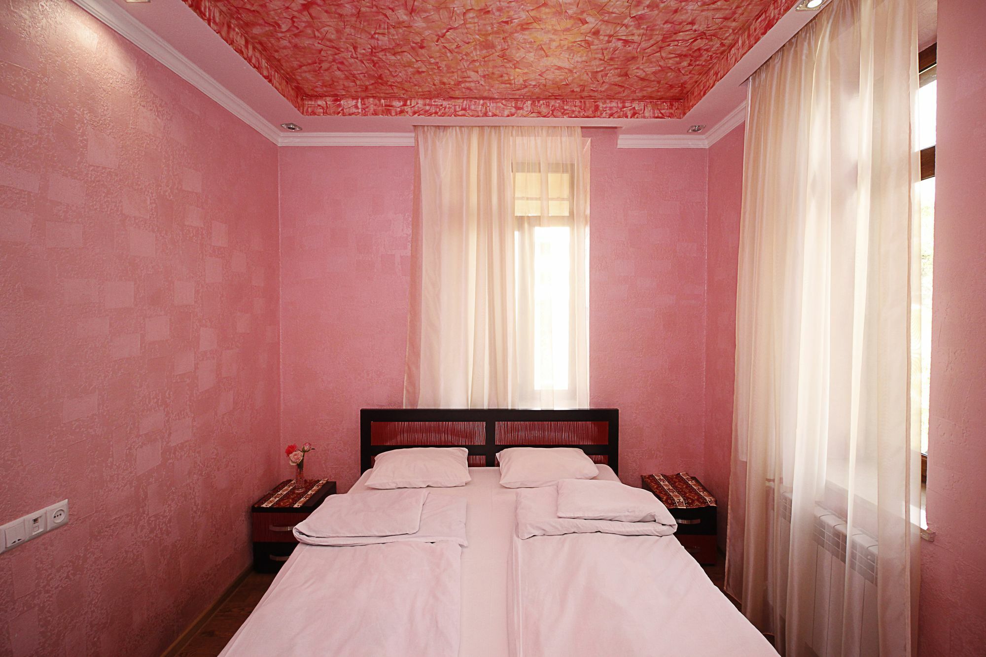 Planet Hotel Jerevan Buitenkant foto